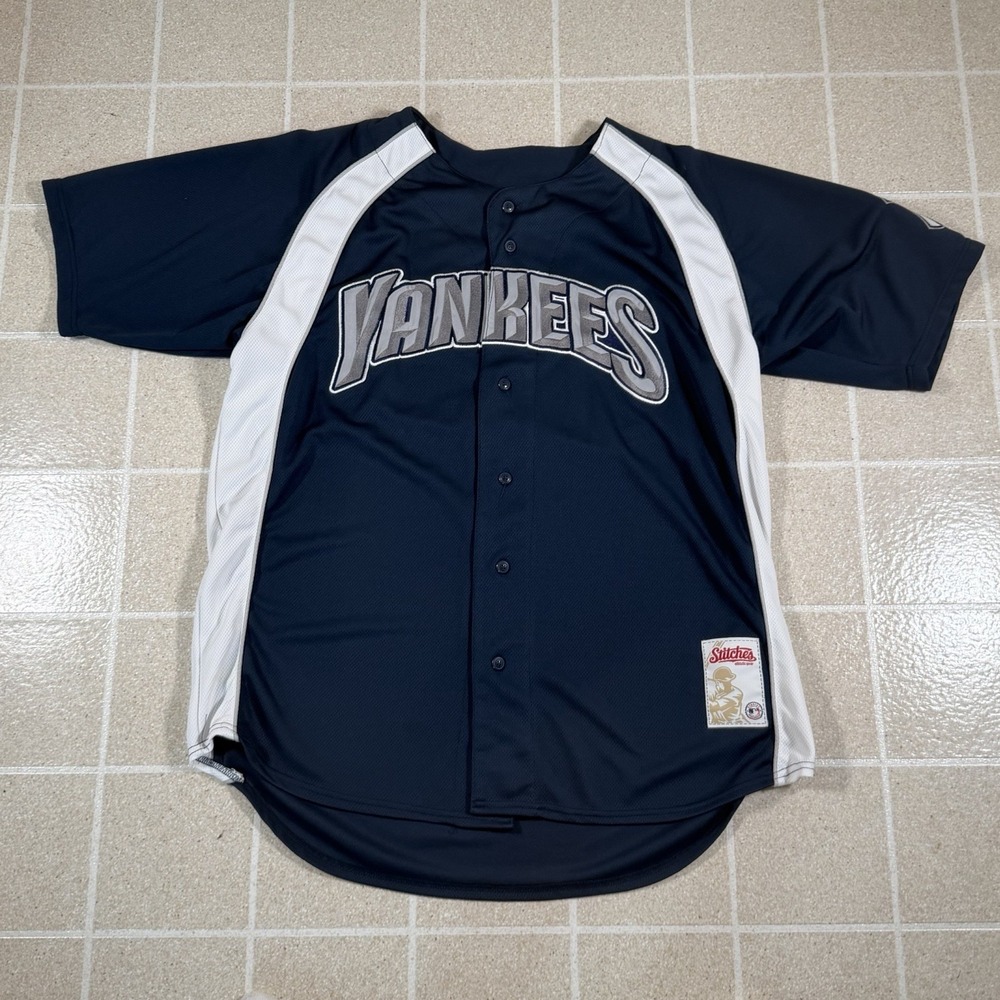 Yankees Stitches Baseball Jersey Navy Silver Y2K Vintage MLB Full Button Large